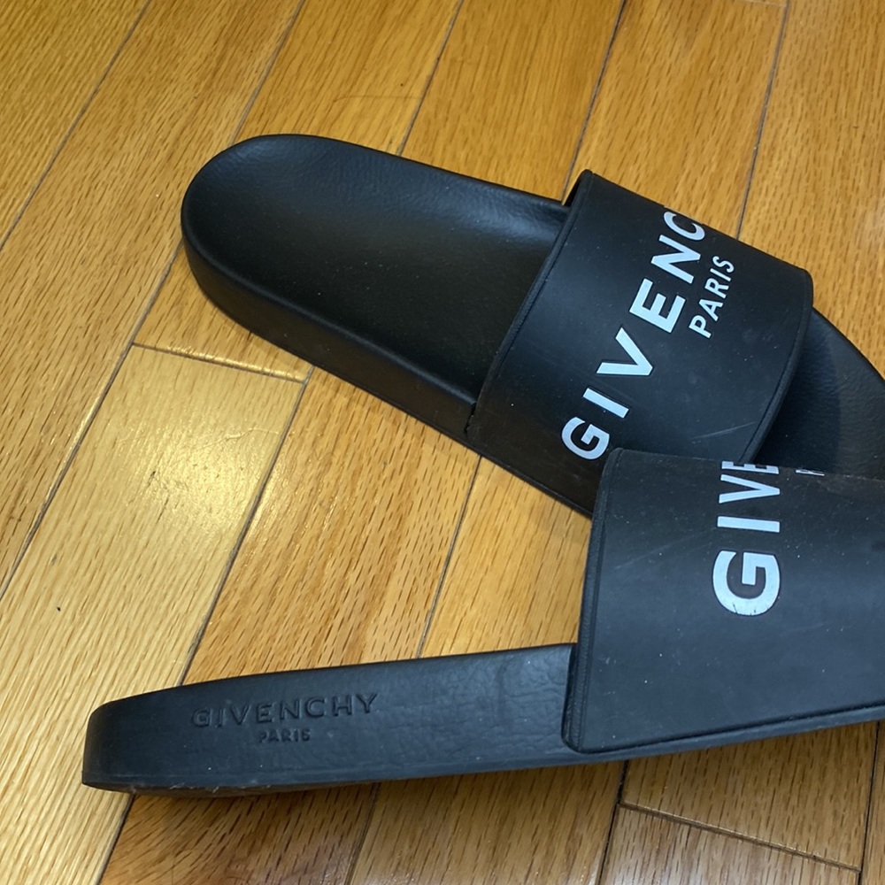 Givenchy slides - Picture 2 of 3